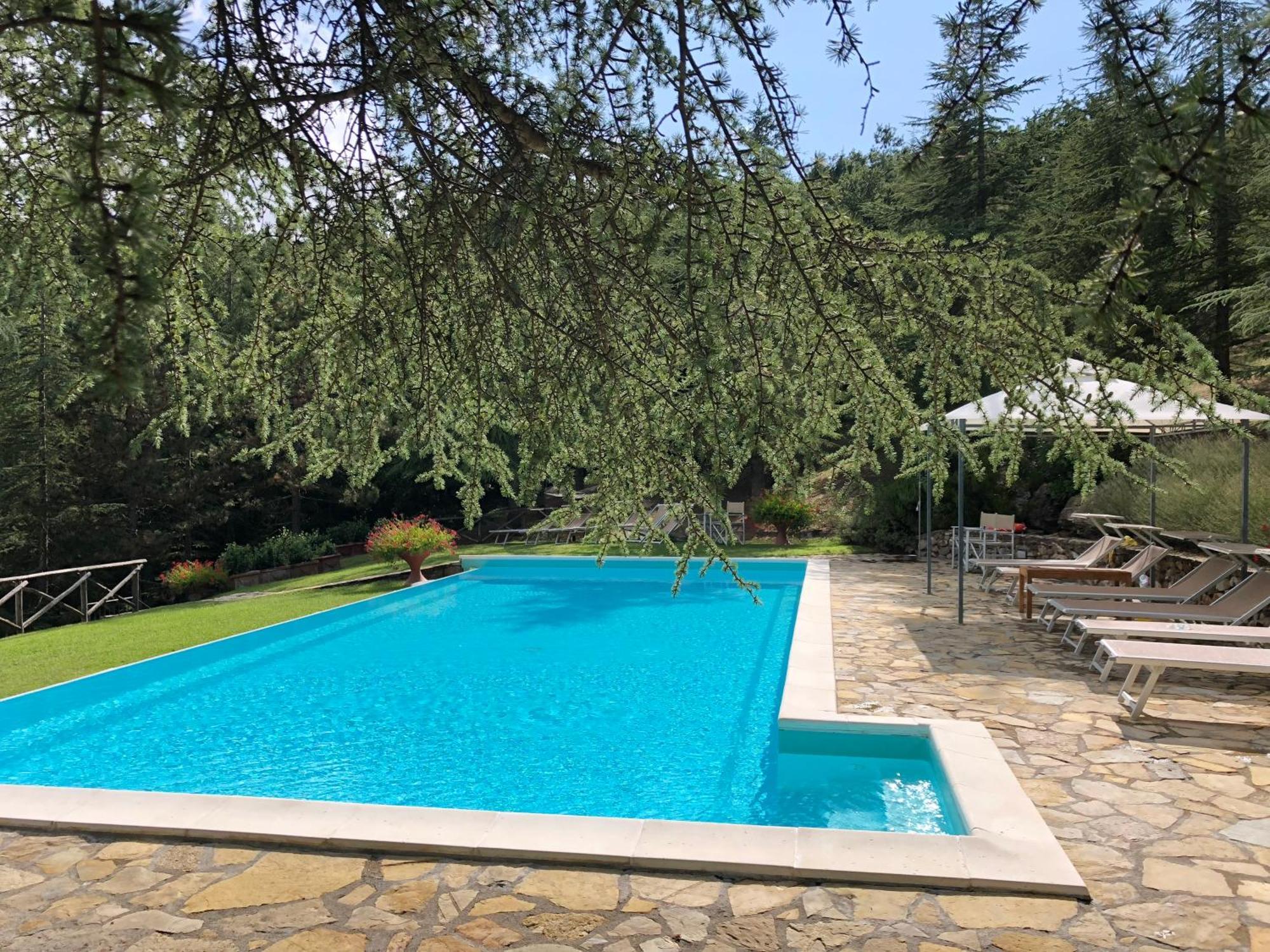 Villa Borgo Di Camporsevoli Esterno foto